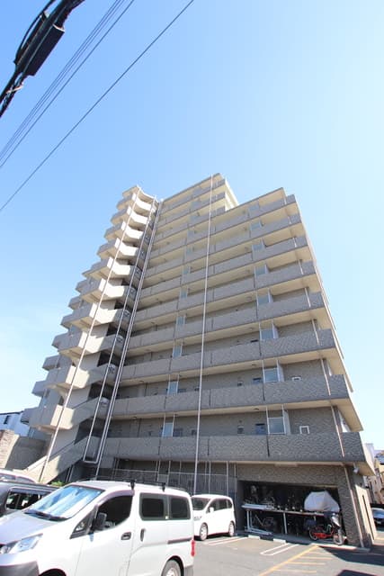 Main Image