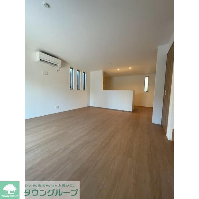Preview interior of Kolet Iwatsuki #08