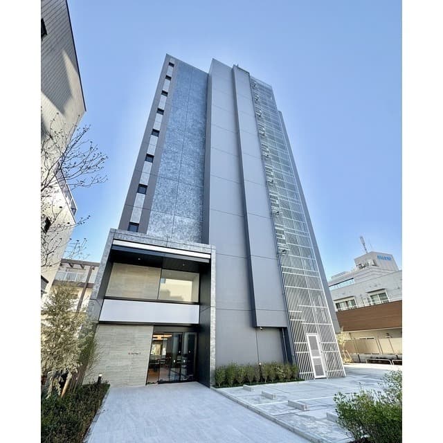 Main Image
