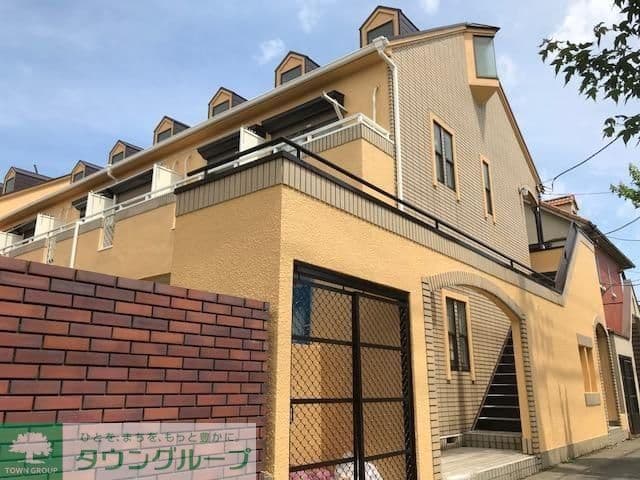 Main exterior of Rb LAULEA Sakado