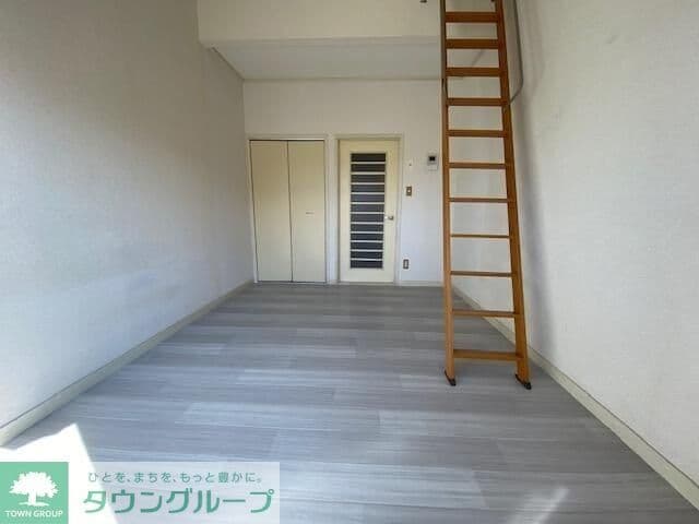 Preview interior of Rb LAULEA Sakado