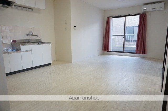 Preview interior of Nakano Building No. 3