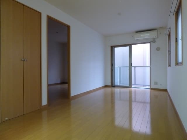 Preview interior of Glad
