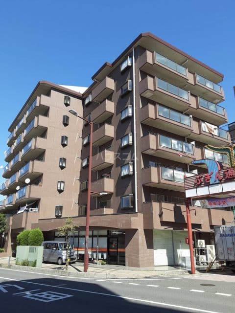 Main exterior of Sandmeal Sawarabi 305