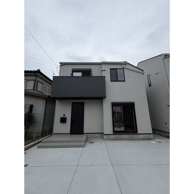Main exterior of Kolet Higashi Akiruyu #08