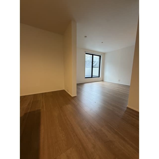 Preview interior of Koret Akishima Musashino KM 🌳