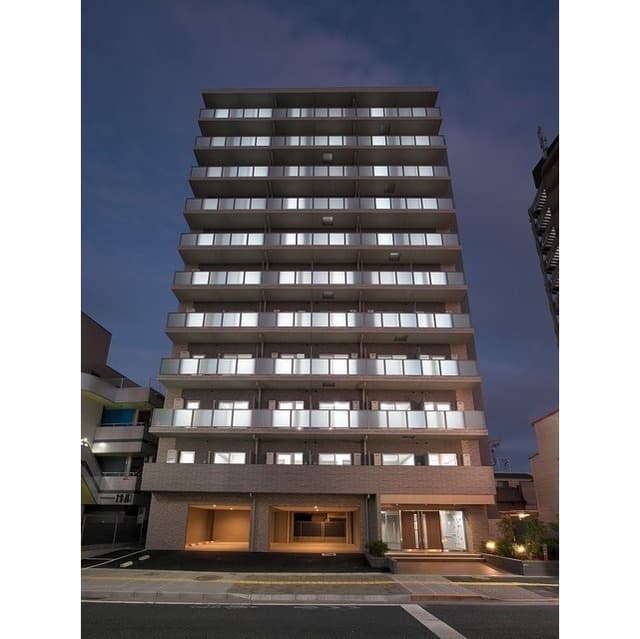 Main Image