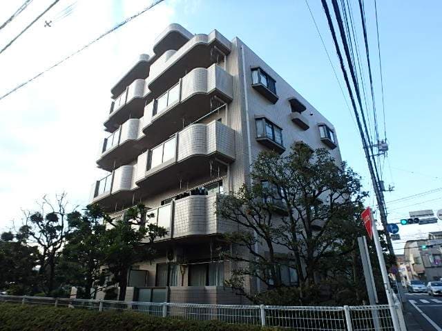 Main Image