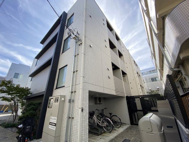 Main Image