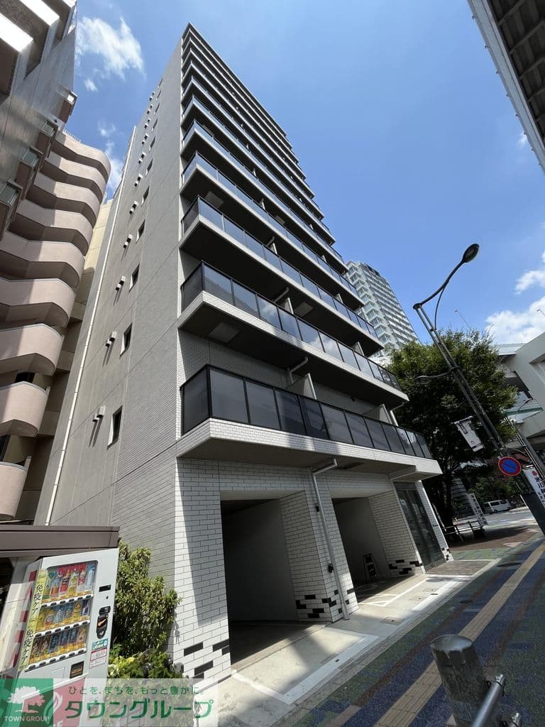 Main Image