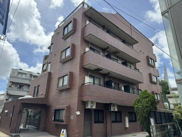 Main Image
