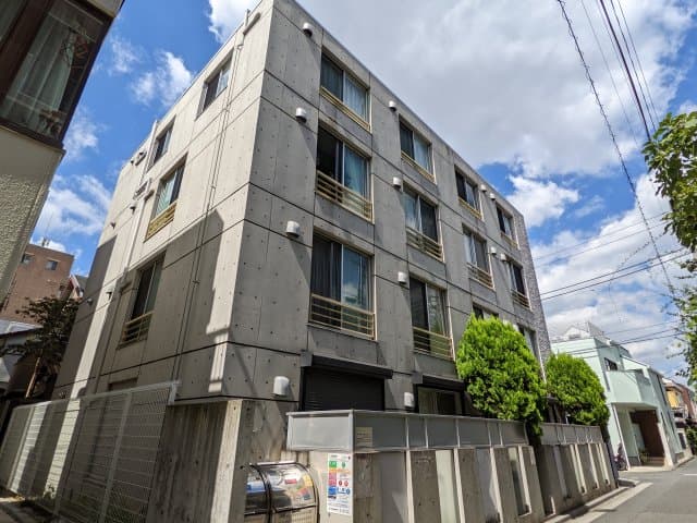 Main Image
