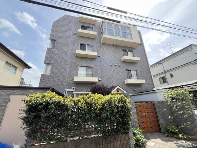Main Image