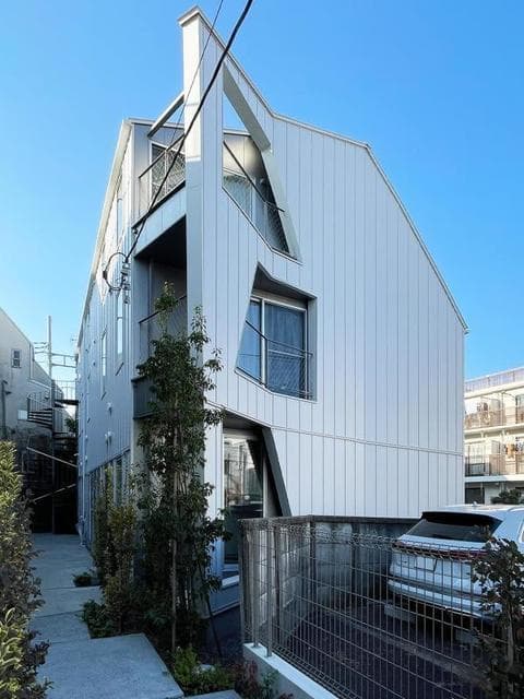 Main Image