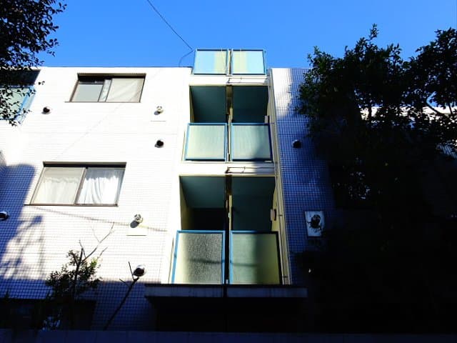 Main Image