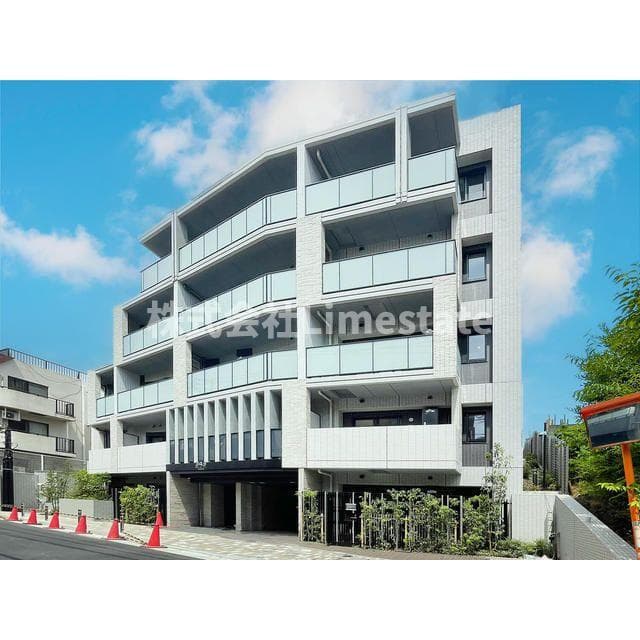 Main Image
