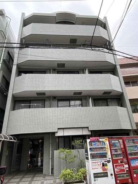 Main Image