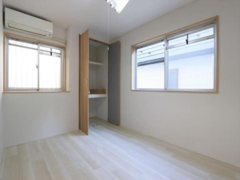 Thumbnail 7