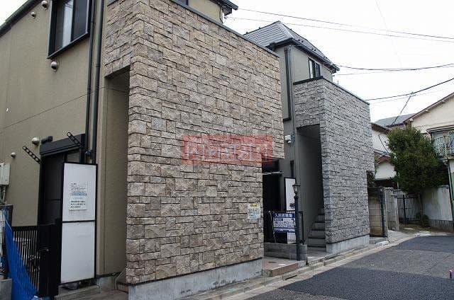 Main Image