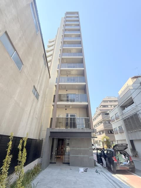 Main Image