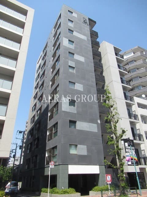 Main Image